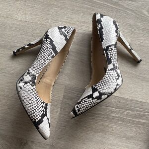 Nine West Tatiana Snakeskin Pointed Toe Pumps